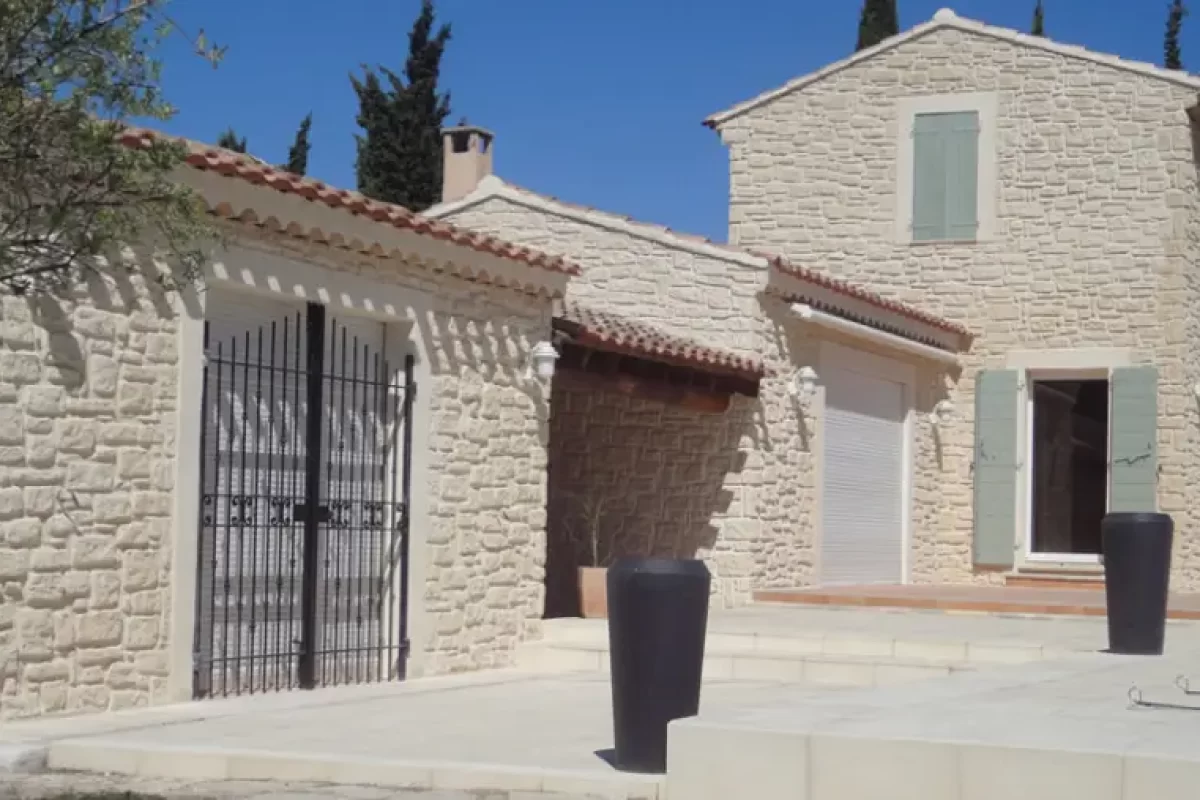 Exemple typique de façade que nous sommes en mesure de réaliser